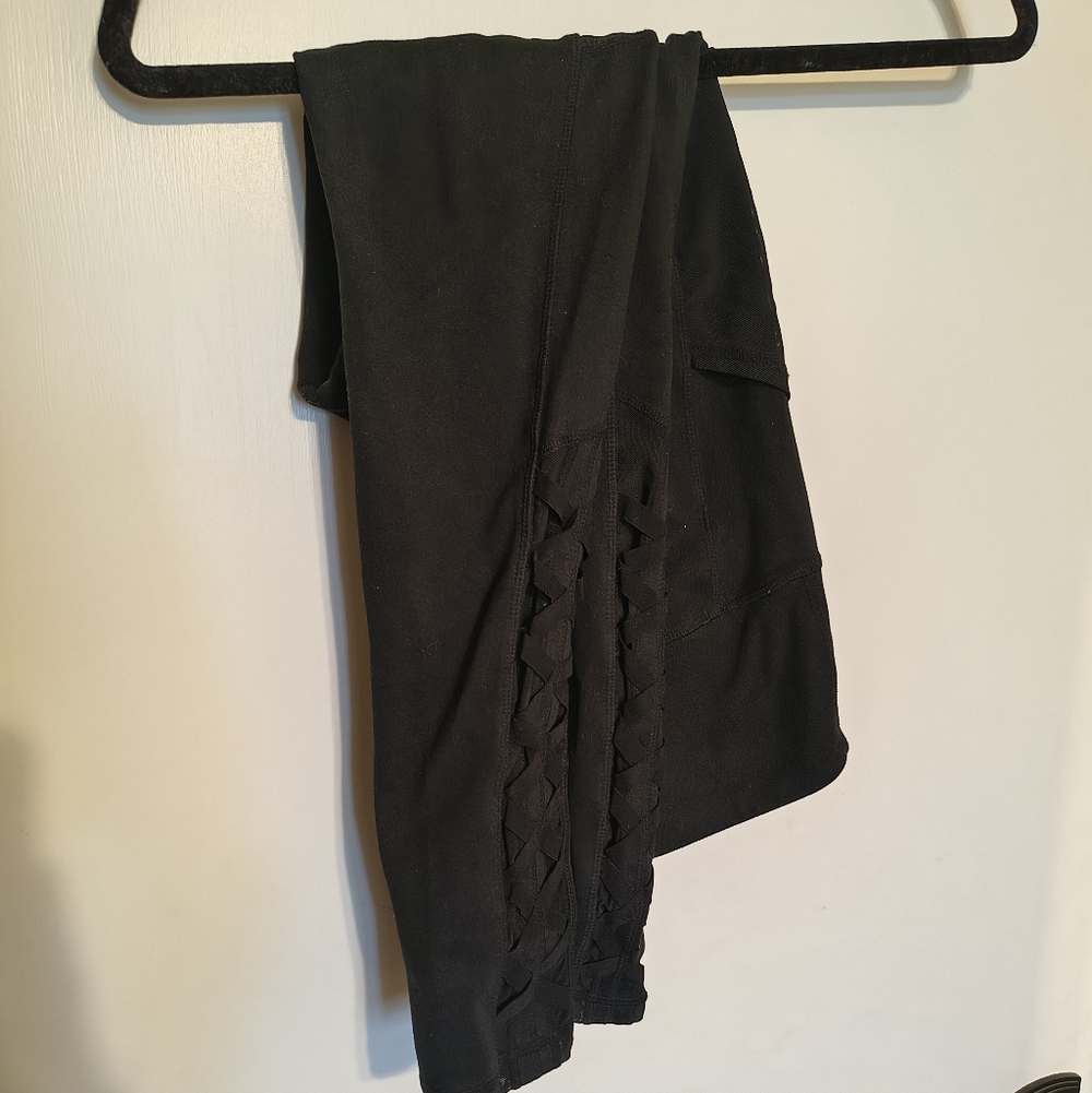 Mono B Black High-Rise Lace-Up Side Leggings